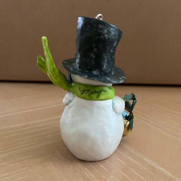 Hallmark Keepsake Ornament. That’s Snow Sweet. 2018. - Picture 2 of 8